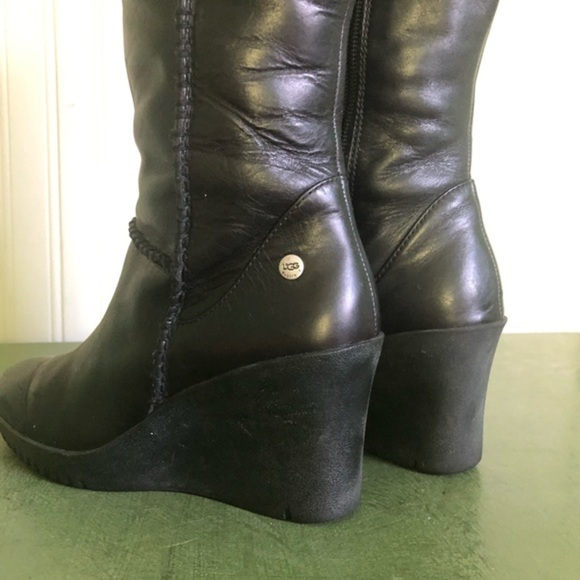 UGG Maxene #1942 Sheepskin Wedge Boots - Picture 5 of 9